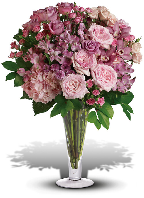 A La Mode Bouquet with Long Stemmed Roses